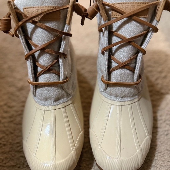 Sperry Shoes - 🍂Sperry Cream and Gray Lace-Up Boots🍂☔️